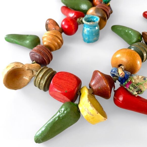 Vintage Mexican Folk Art Clay Wood Necklace - Picture 7 of 9